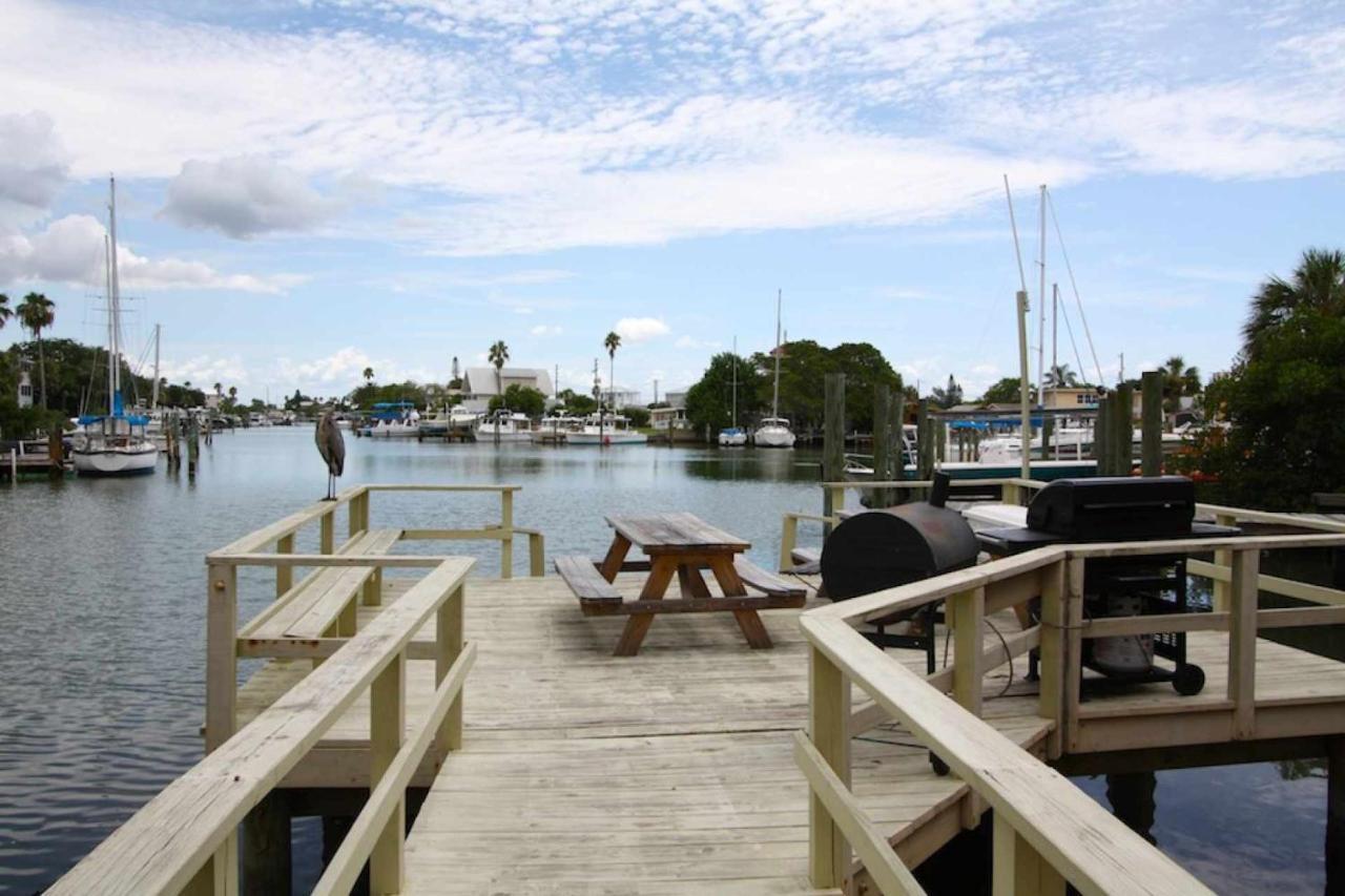 305 - Skyline Villa St. Pete Beach Exterior photo